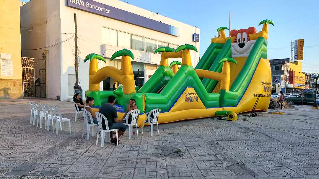 plaza1